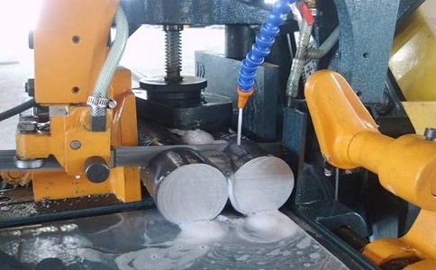 巴马卧式带锯床的送料方式有哪几种？